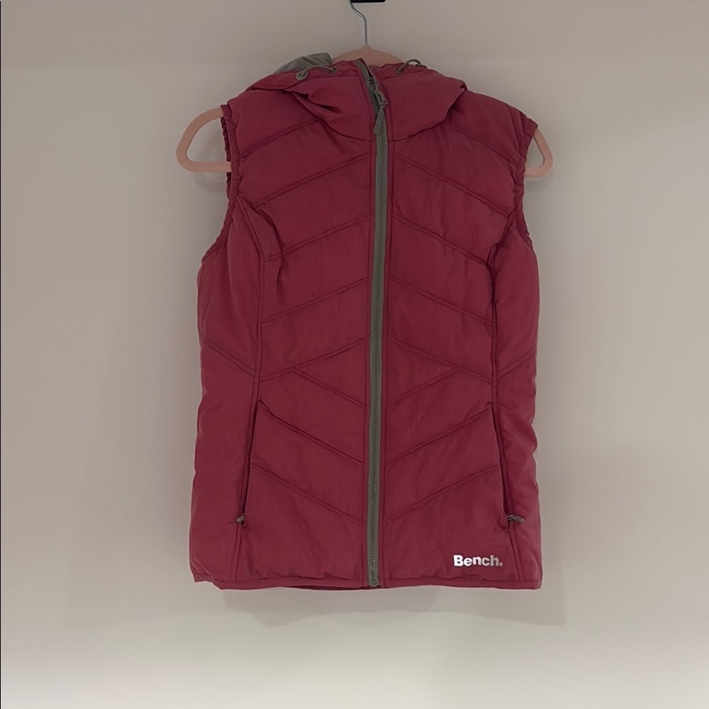 Bench pink hooded Vest